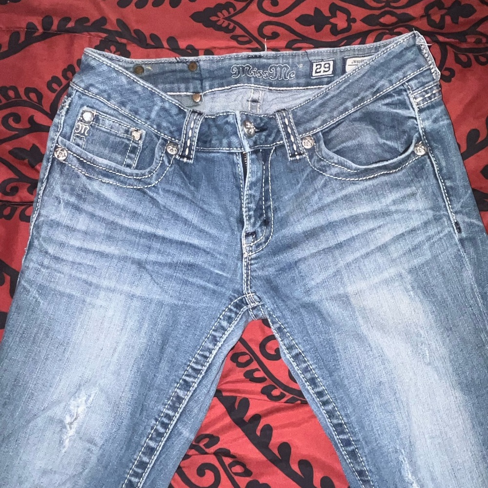 Medium washed Miss Me Jeans